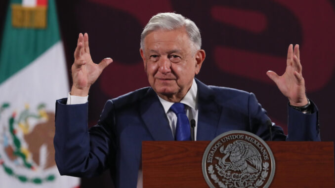 Fotografía de archivo del presidente de México, Andrés Manuel López Obrador. EFE/ Mario Guzmán
