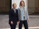 La primera ministra italiana, Giorgia Meloni (izq.), con la presidenta del Parlamento Europeo, Roberta Metsola (der.), durante su reunión en el Palacio Chigi en Roma, Italia, el 24 de octubre de 2024. (Italia, Roma) EFE/EPA/MASSIMO PERCOSSI