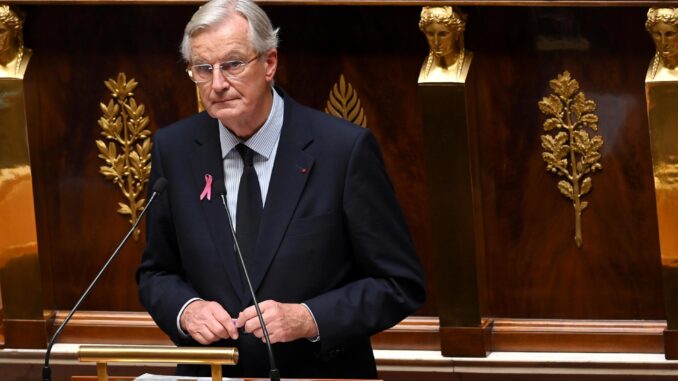 El primer ministro francés, el conservador Michel Barnier, este martes ante la Asamblea. EFE/EPA/JULIEN MATTIA
