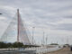 Un joven inglés de 26 años ha fallecido tras precipitarse al suelo mientras escalaba el puente de Castilla-La Mancha, en Talavera de la Reina (Toledo), cuando trataba de crear contenido para sus redes sociales. EFE/Manu Reino