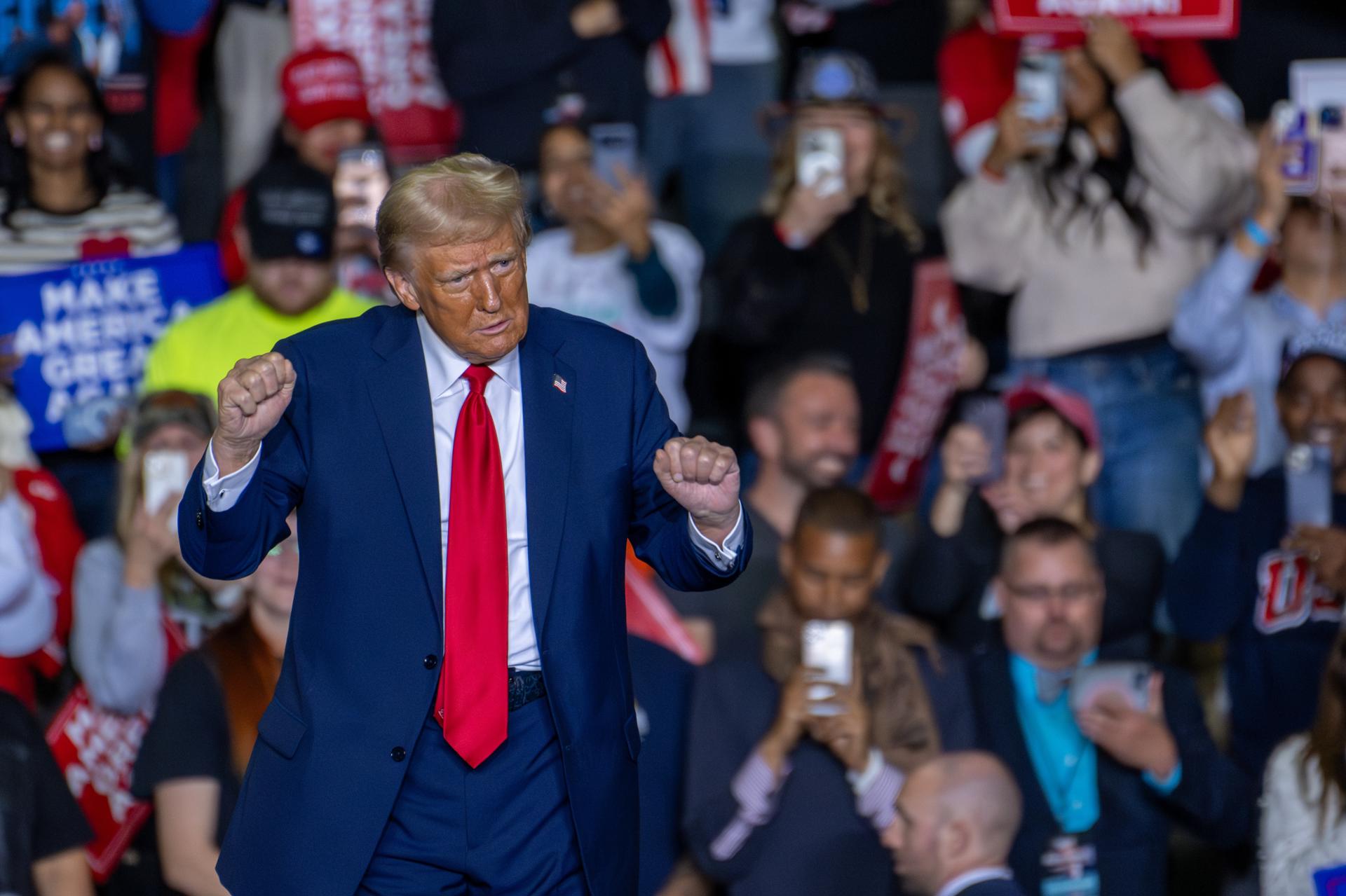 Fotografía del expresidente de Estados Unidos Donald Trump. EFE/David Muse
