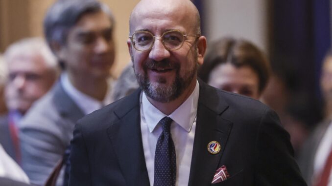 El presidente del Consejo de la UE, Charles Michel, llega a la 19ª Cumbre de Asia Oriental como parte de las 44ª y 45ª Cumbres de la ASEAN y Cumbres Relacionadas en el Centro Nacional de Convenciones en Vientiane, Laos, el 11 de octubre de 2024. 
 EFE/EPA/RUNGROJ YONGRIT
