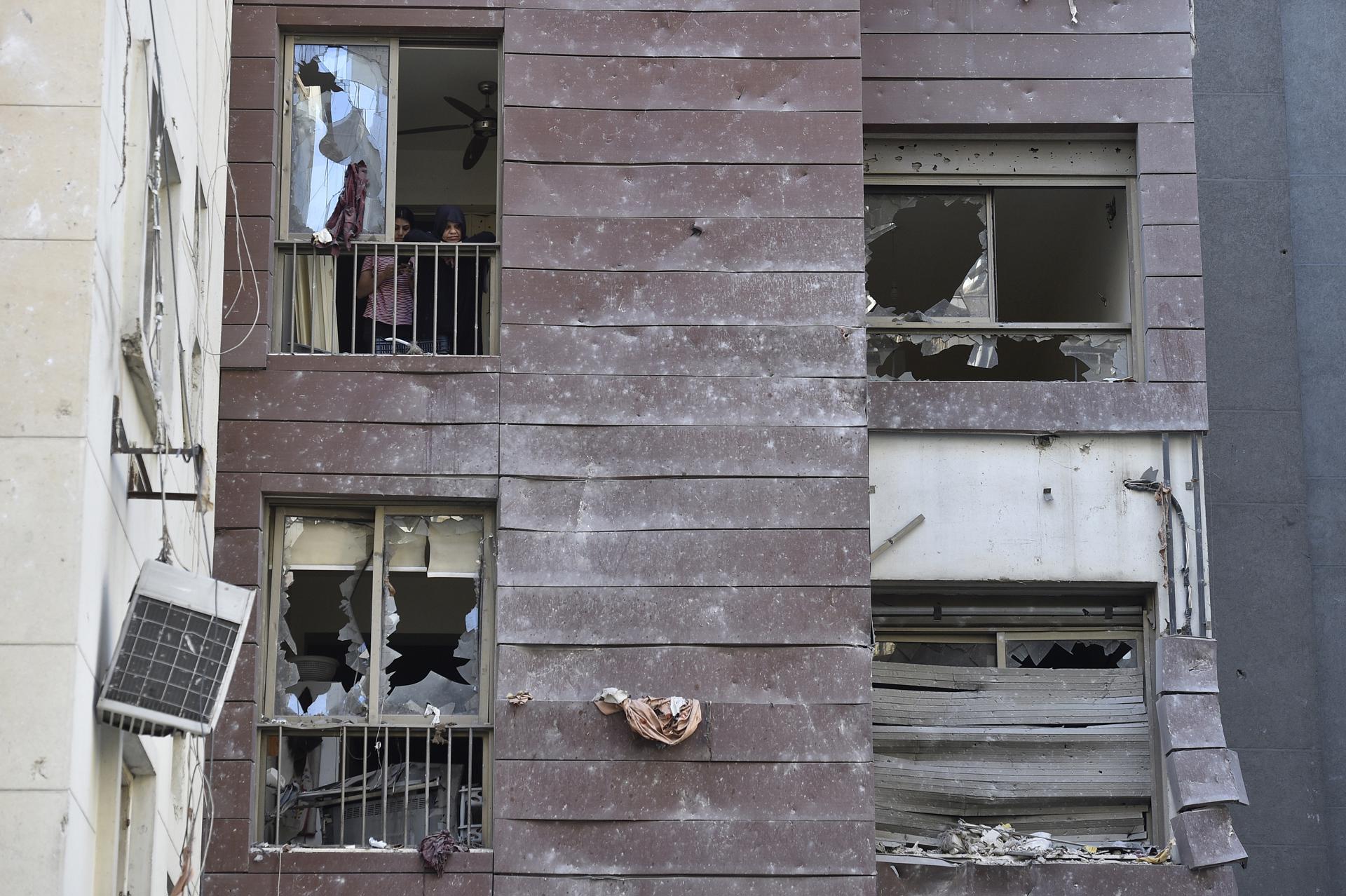 Edificio dañado por un ataque israelí en Beirut. EFE/EPA/WAEL HAMZEH
