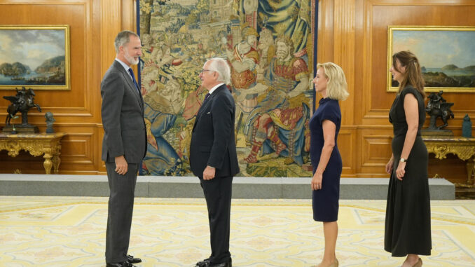 Felipe VI durante una audiencia real con la Junta Directiva del Círculo de Empresarios celebrada este jueves en el Palacio de la Zarzuela, en Madrid. EFE/ Borja Sanchez-Trillo
