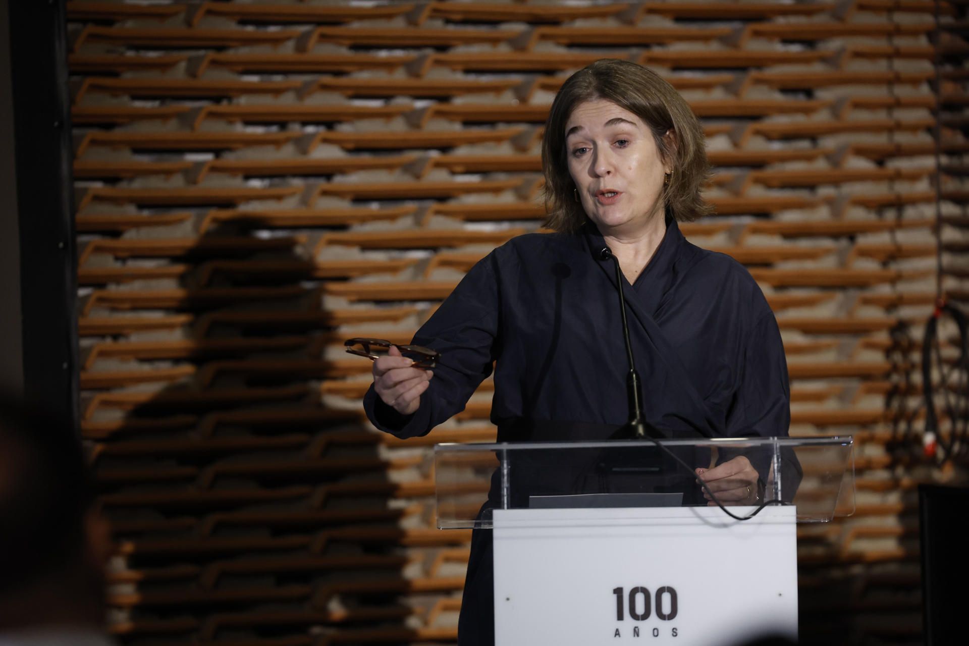 La delegada de Cultura, Turismo y Deporte del Ayuntamiento de Madrid, Marta Rivera de la Cruz, presenta este viernes el programa del Centenario de la edificación de Matadero Madrid. EFE/ Javier Lizon
