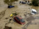 Estado en el que ha quedado los coches en la localidad malagueña de Álora tras el desborde del río Guadalhorce debido a las lluvias torrenciales a consecuencia del paso de la dana que también ha ocasionado el descarrilamiento de un AVE en este municipio y que ha dejado en Andalucía innumerables incidencias. EFE/Jorge Zapata.