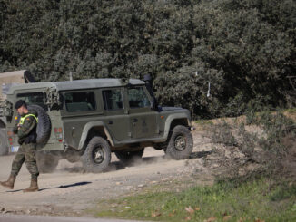 Imagen de archivo de los trabajos de búsqueda de los dos militares que fallecieron ahogados durante unas maniobras en un embalse de Córdoba cercano a la base de la Brigada 'Guzmán el Bueno' X de Cerro Muriano, en diciembre de 2023. EFE/Salas