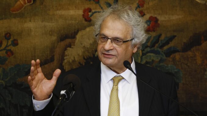 Imagen de archivo del escritor libanés, Amin Maalouf. EFE/EPA/YOAN VALAT
