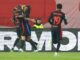 El central del Barcelona Inigo Martinez (I) celebra el 0-1 con su compañero Jules Kounde durante el partido de la UEFA Champions League league que han jugado FC Crvena zvezda y FC Barcelona, en Belgrado, Serbia. EFE/EPA/ANDREJ CUKIC