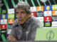 El entrenador del Real Betis , Manuel Pellegrini, durante la rueda de prensa este miércoles en el estadio Benito Villamarín de Sevilla donde mañana juegan ante el NK Celje en el tercer partido de la liguilla de la Liga Conferencia. EFE/ Julio Muñoz