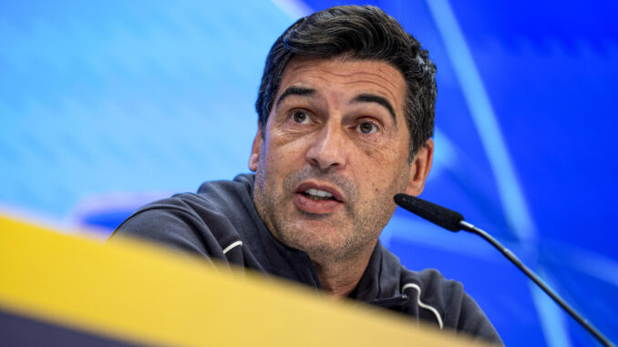 El entrenador del Milan, Paulo Fonseca, ofrece una rueda de prensa este lunes en Madrid, en la víspera de su encuentro de la Liga de Campeones ante el Real Madrid. EFE/ Daniel González
