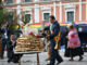 El presidente de Bolivia, Luis Arce, participa en una ceremonia ancestral para entregar una ofrenda a la Madre Tierra este viernes en La Paz (Bolivia). El presidente de Bolivia, Luis Arce, inició este viernes su quinto y último año de gestión con una ofrenda a la 'Pachamama' o Madre Tierra y un llamado a la unidad ante quienes "intentan socavar" la democracia, en medio de la pugna que tiene con el exmandatario Evo Morales (2006-2019) quien es el líder del oficialismo. EFE/Stringer