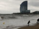 Vista de la playa de la Barceloneta en Barcelona, este miércoles pasado. EFE/Toni Albir