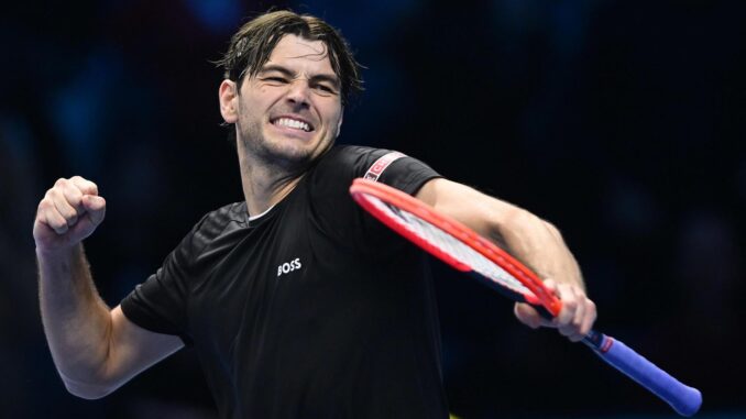 Taylor Fritz celebra su victoria ante Alex de Minaur en las Finales de ATP en Turín, Italia. EFE/EPA/Alessandro Di Marco
