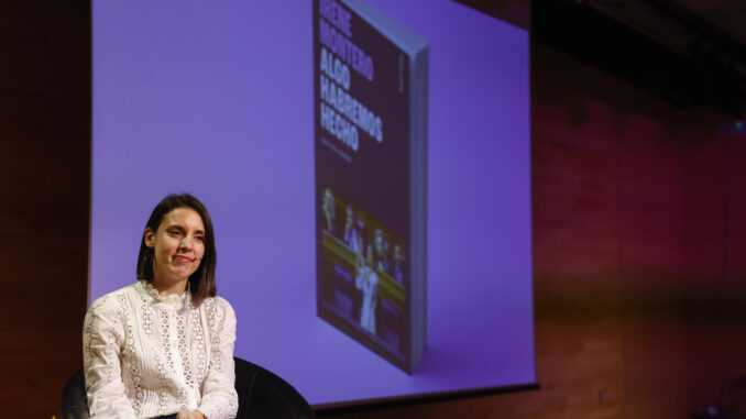 La exministra y eurodiputada de Podemos Irene Montero presenta su libro "Algo habremos hecho", este lunes en Madrid. EFE/ Juanjo Martín
