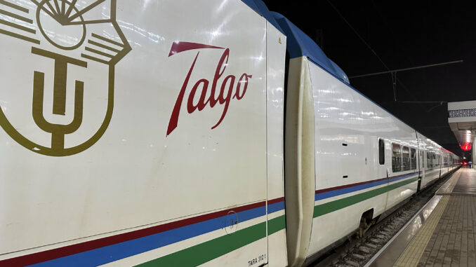 Uzbekistán, el país más poblado de Asia Central, apuesta por ampliar y reforzar su cooperación con la española Talgo. EFE/Kulpash Konyrova
