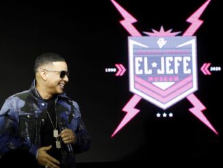 Fotografía de archivo del reguetonero puertorriqueño Daddy Yankee durante la presentación a la prensa de su museo efímero en San Juan, (Puerto Rico). EFE/Thais Llorca