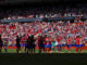 Los jugadores del Atlético de Madrid saludan a la afición en una foto de archivo. EFE/ Rodrigo Jiménez