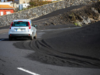 Las rachas de viento de hasta 90 kilómetros por hora que han afectado la cara oeste de La Palma. EFE/Luis G. Morera