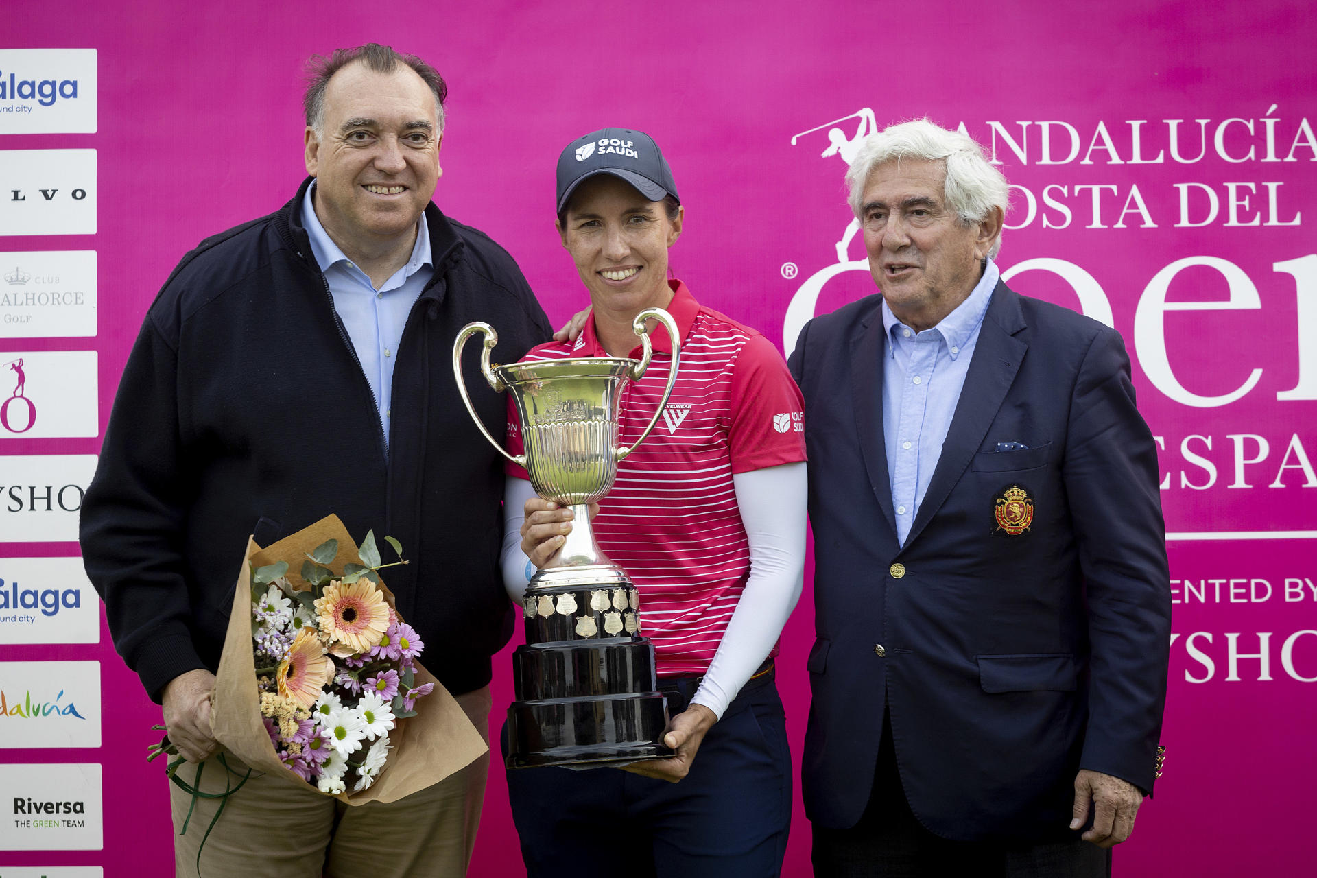 La golfista española Carlota Ciganda se ha proclamado vencedora del Andalucía Costa del Sol Open de España disputado este fin de semana en el campo del Real Club de Golf Gudalhorce de Málaga con un total de 270 golpes, 18 bajo par. EFE/Álvaro Cabrera
