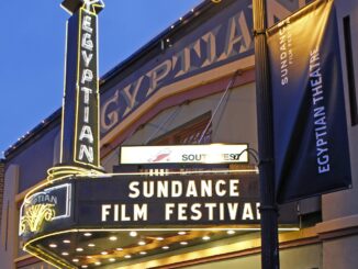 Fotografía de archivo de un letrero iluminado en el que se lee "Festival de Cine de Sundance", en el Teatro Egipcio en Park City, Utah (EE.UU.). EFE/George Frey