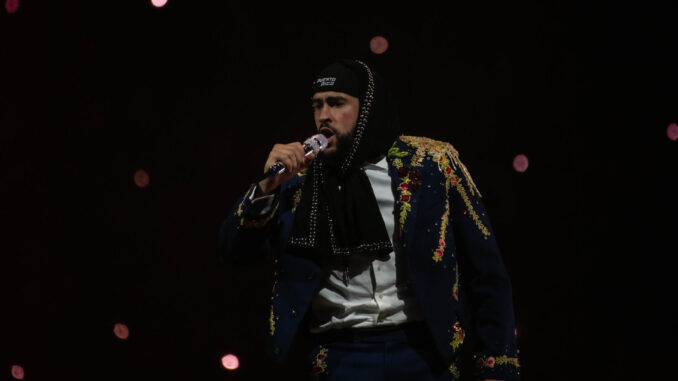 Fotografía de archivo del 7 de junio de 2024 de Bad Bunny en su concierto de cierre de la gira 'Most Wanted Tour', en el coliseo de Puerto Rico, en San Juan (Puerto Rico). EFE/Enid M. Salgado Mercado
