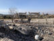 Las ruinas de un bombardeo israelí frente al Hotel Palmira de Baalbek, en el este del Líbano. EFE/Noemí Jabois