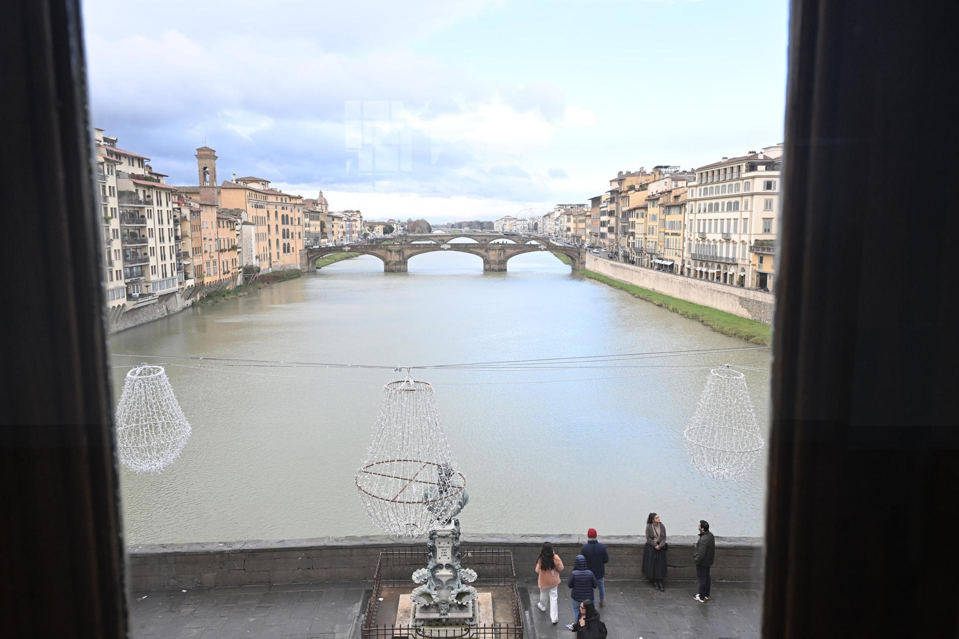 El Corredor de Vasari reabre tras una restauración de ocho años en Florencia, Italia, 20 de diciembre de 2024. (Italy, Florence) EFE/EPA/CLAUDIO GIOVANNINI
