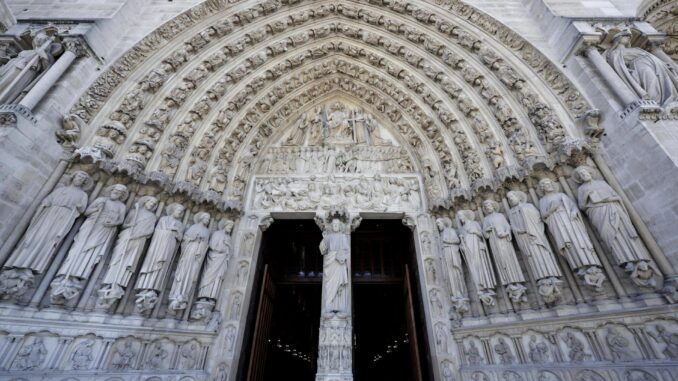 Imagen del 29 de noviembre de 2024 de Notre Dame. EFE/EPA/STEPHANE DE SAKUTIN / POOL MAXPPP OUT
