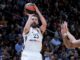 El jugador del Real Madrid Sergio Llull en acción durante el partido de la Euroliga que han jugado Alba Berlin y Real Madrid, en Berlin, Alemania. EFE/EPA/FILIP SINGER