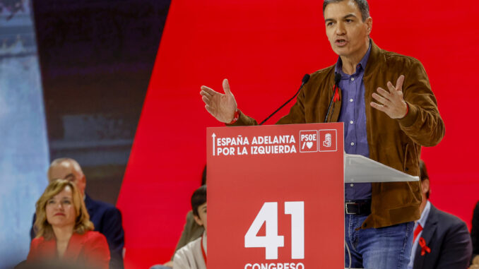 El presidente del Gobierno, Pedro Sánchez, durante el 41 Congreso Federal del PSOE reunido en Sevilla este domingo. EFE/Julio Muñoz
