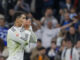 El centrocampista inglés del Real Madrid Jude Bellingham celebra el primer gol de su equipo en el partido de LaLiga entre el Real Madrid y el Getafe, en el estadio Santiago Bernabéu. EFE/ Ballesteros