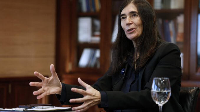 La directora científica del Centro Nacional de Investigaciones Oncológicas, María Blasco, en una fotografía de archivo durante una entrevista con EFE. EFE/Chema Moya
