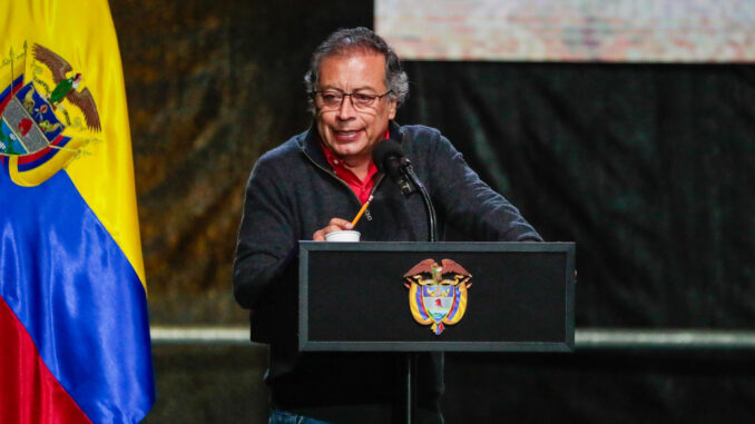 Fotografía de archivo del presidente de Colombia, Gustavo Petro. EFE/Carlos Ortega
