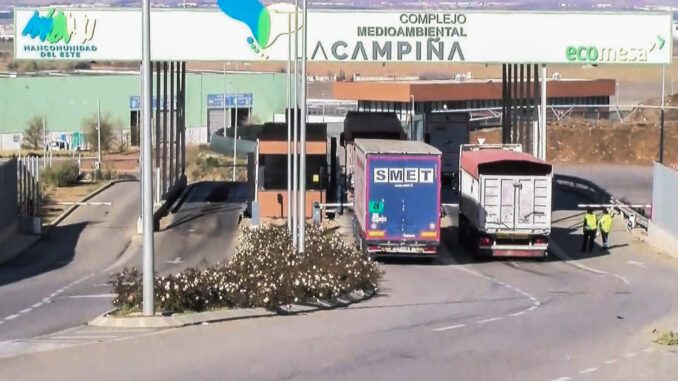 Vista del complejo de reciclaje de Loeches (Madrid).  EFE
