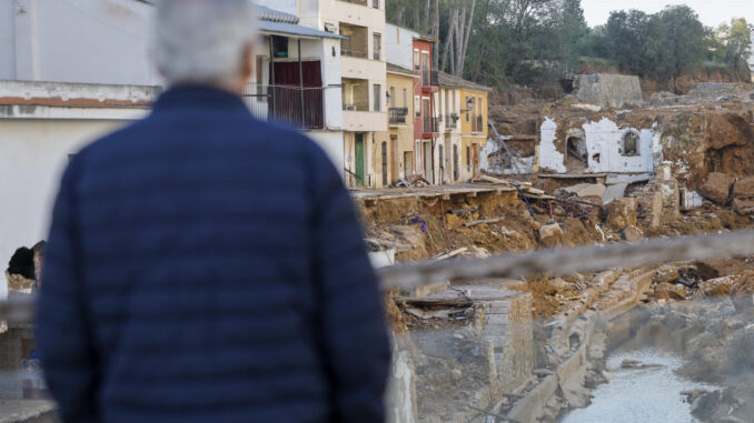 Imagen de archivo de destrozos en el puente de Chiva (Valencia) tras la tragedia de la dana.. EFE/ Kai Försterling
