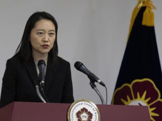 Lee Jin, portavoz del Tribunal Constitucional de Corea del Sur, habla durante una conferencia de prensa en Seúl, el 16 de diciembre de 2024. EFE/EPA/JEON HEON-KYUN