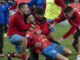 - Los jugadores de la Deportiva Minera celebran su pase a la siguiente fase tras derrotar al Alavés en la tanda de penaltis en el partido de segunda ronda de Copa del Rey que han disputado en el estadio Cartagonova de Cartagena. EFE/Marcial Guillén.