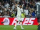 El delantero brasileño del Real Madrid Rodrygo Goes celebra la consecución del tercer gol de su equipo durante el partido de LaLiga entre el Real Madrid y el Sevilla, este domingo en el estadio Santiago Bernabéu. EFE/ JuanJo Martín