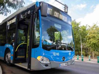 Autobús de la EMT Madrid en circulación