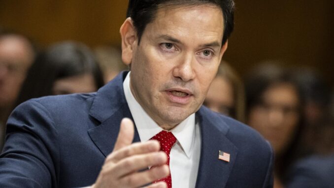 El senador republicano de Florida Marco Rubio, nominado por el presidente electo Donald Trump para el cargo de Secretario de Estado, testifica durante una audiencia de confirmación del Comité de Relaciones Exteriores del Senado, en el Capitolio de EE. UU. en Washington, D.C., EE. UU., 15 de enero de 2025. EFE/GRAEME SLOAN
