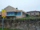 Vista del lugar de la reunión de los presidentes autonómicos del Partido Popular, junto con el líder del partido Alberto Núñez Feijóo, para debatir de forma monográfica sobre vivienda este sábado en Colunga (Asturias) . EFE/Paco Paredes