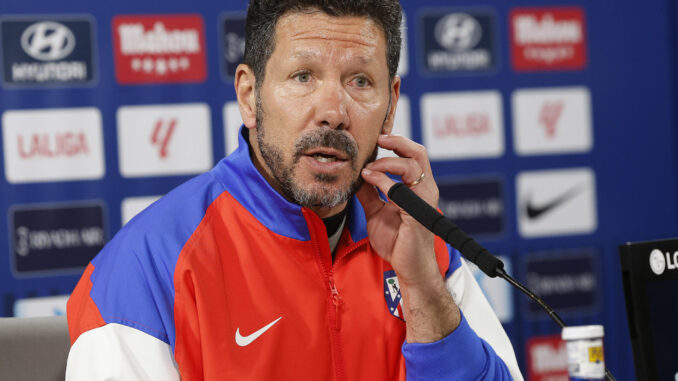 Simeone, durante la rueda de prensa de este viernes.-EFE/ J.P. Gandul
