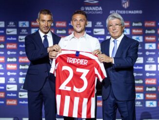 Andrea Berta, en una foto de archivo junto a Cerezo y Kieran Trippier. EFE/ Rodrigo Jiménez