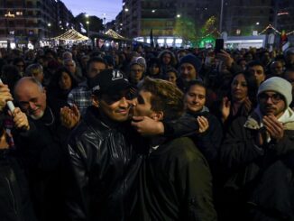 Manifestación en Roma contra una agresión homófoba a una pareja homosexual en Nochevieja. EFE/EPA/RICCARDO ANTIMIANI