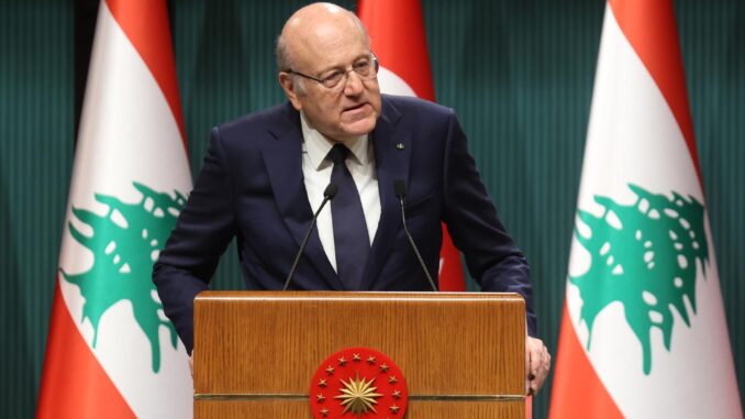 El primer ministro interino libanés, Najib Mikati, en una imagen del 18 de diciembre de 2024. EFE/EPA/NECATI SAVAS
