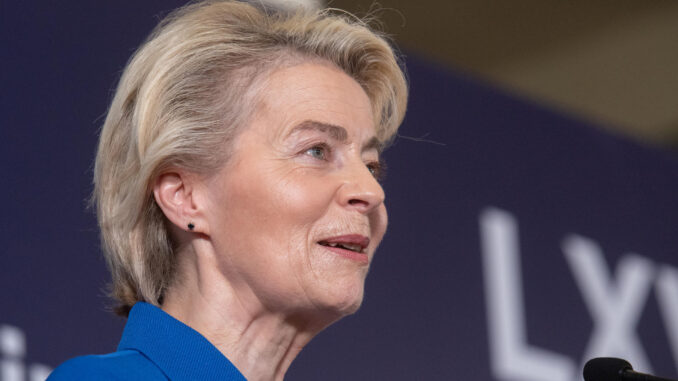 La presidenta de la Comisión Europea, Ursula von der Leyen, en una fotografía de archivo. EFE/ Sofía Torres
