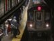 Fotografía de archivo de personas en el metro de Nueva York(EE.UU.). EFE/EPA/SARAH YENESEL