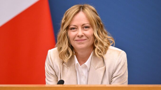 La primera ministra italiana Giorgia Meloni habla durante la conferencia de prensa de fin de año, en Roma, Italia, 09 de enero de 2025. (Italia, Roma) 
EFE/EPA/ALESSANDRO DI MEO
