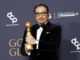 El actor japonés Hiroyuki Sanada posa en la sala de prensa con el premio a la mejor interpretación de un actor en una serie de televisión dramática por 'Shogun' durante la 82ª ceremonia anual de los Premios Globo de Oro en el Beverly Hilton Hotel de Beverly Hills. EFE/EPA/CAROLINE BREHMAN